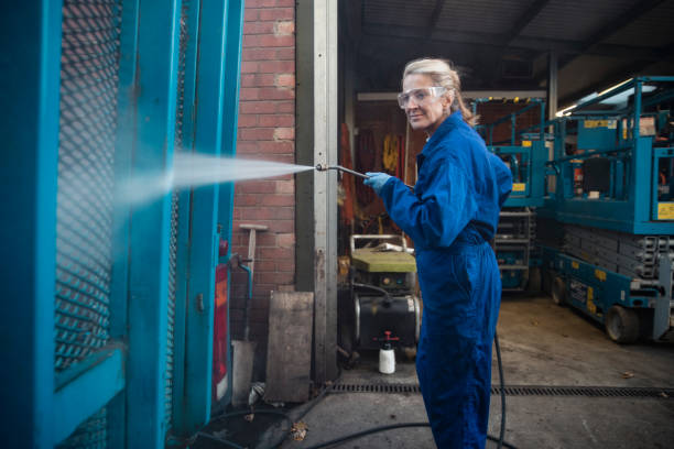 Garage Pressure Washing in State Center, IA