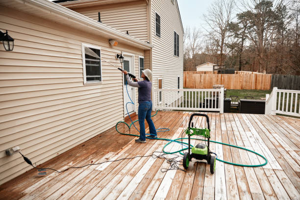 Fence Pressure Washing in State Center, IA